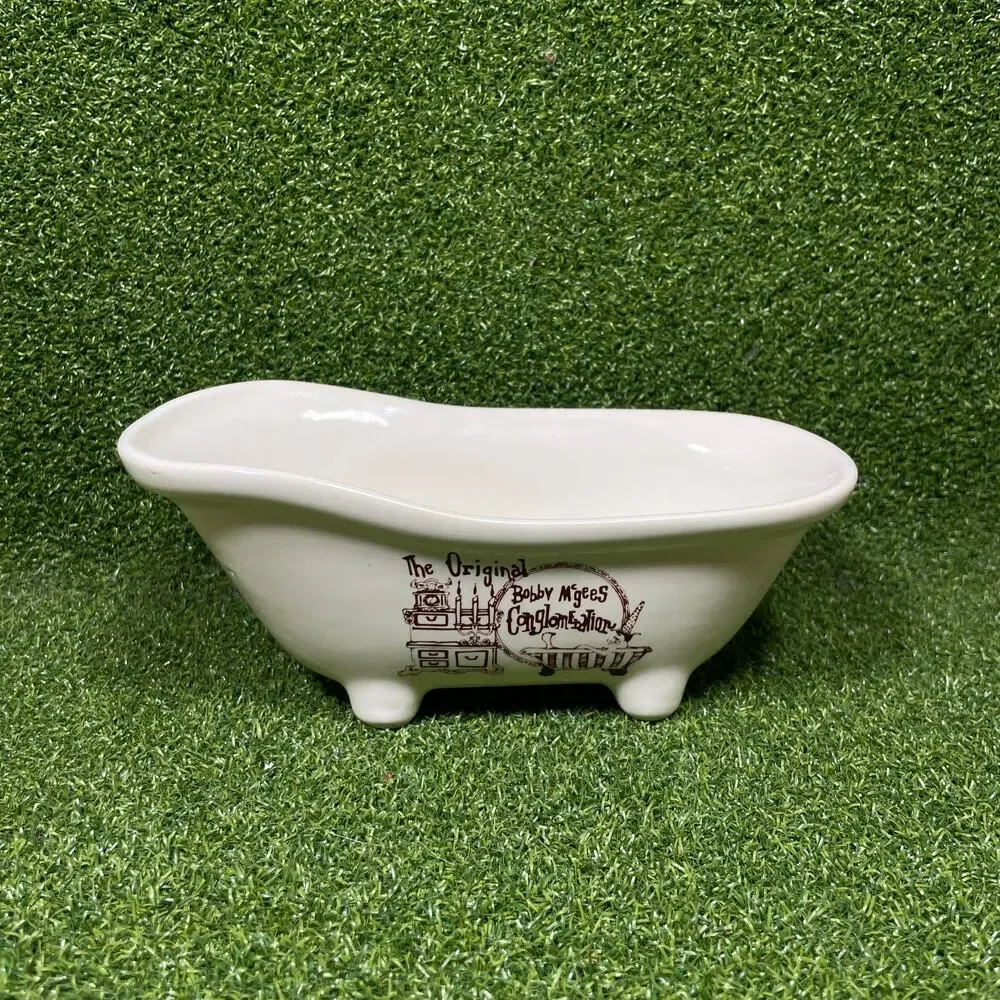 Vintage Bobby McGee's Conglomeration Restaurant Novelty Bathtub Soap Dish